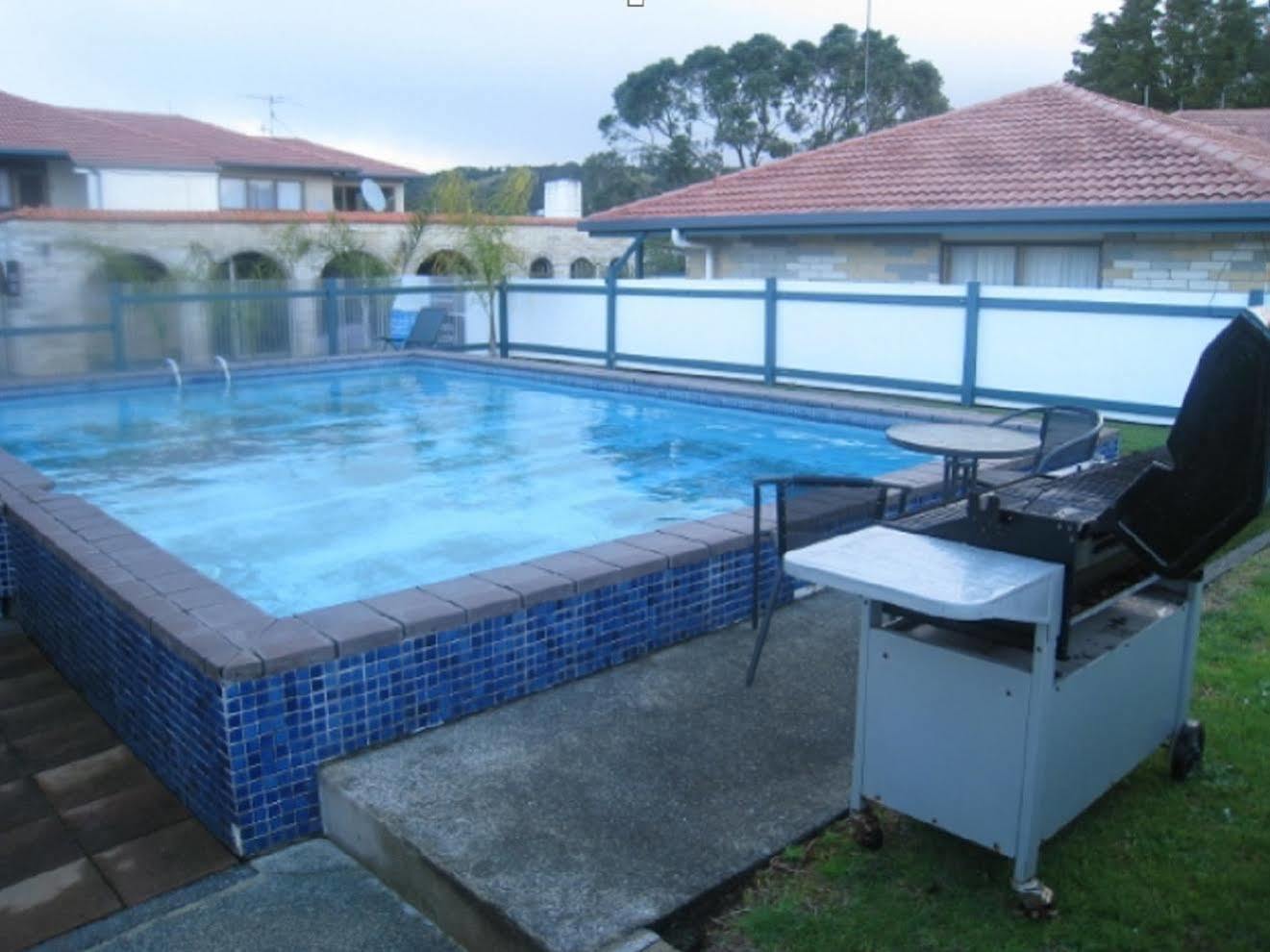 Motel Sierra Whangarei Extérieur photo